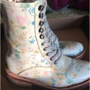 Free People Floral Santa Fe Lace Up Boots 5.5/36